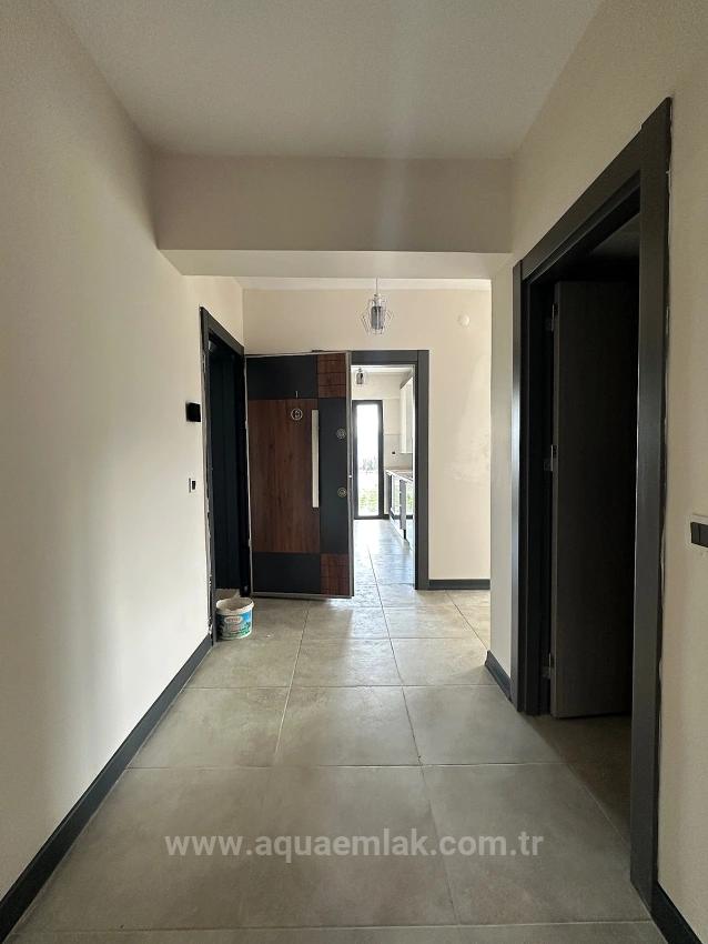 2+1-Zimmer-Wohnung In Köyceğiz Zu Vermieten, Erdgeschoss, Alle Zimmer Klimatisiert, In Einer Wohnanlage Mit Zugangskontrolle.