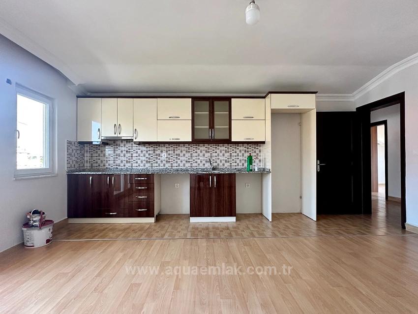 In Köyceğiz Zentrum Liegt Eine 3+1 Wohnung Mit Großem Nutzungsgebiet