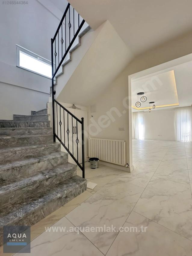 Freistehende Villa Mit 4+1 Schlafzimmern, Pool Und Wärmepumpe In Köyceğiz Zu Vermieten