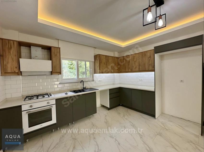 Freistehende Villa Mit 4+1 Schlafzimmern, Pool Und Wärmepumpe In Köyceğiz Zu Vermieten