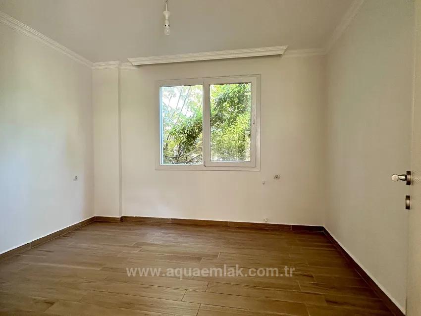 Zentrale Lage In Köyceğiz Mit Geschlossenem Balkon Und Klimaanlage 1+1 Wohnung