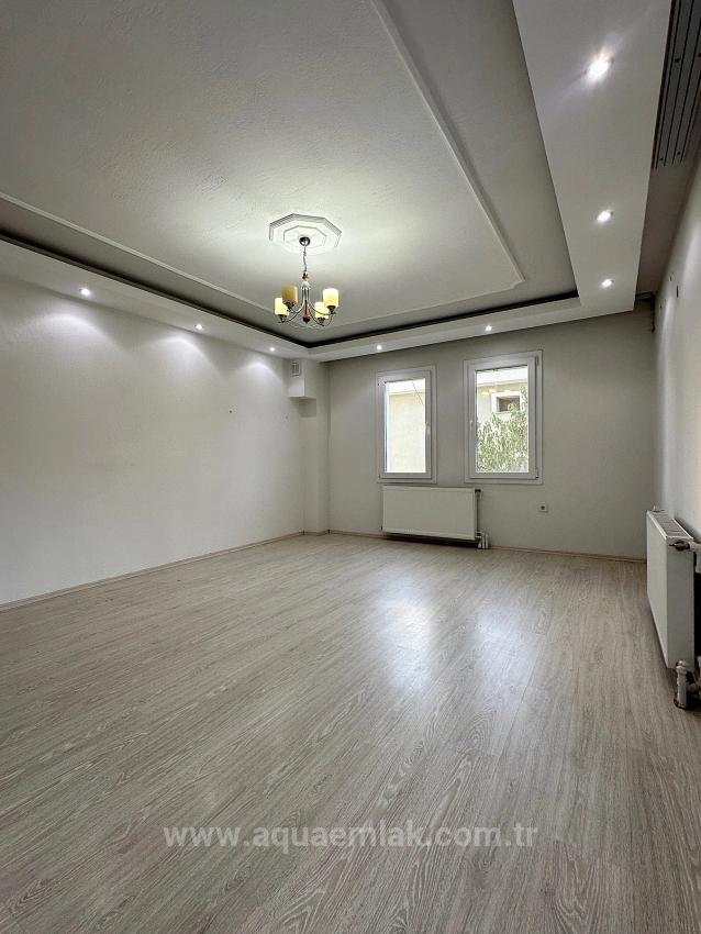 2+1-Zimmer-Ferienwohnung Mit Pool, Zentralheizung Und Großem Balkon In Köycegiz