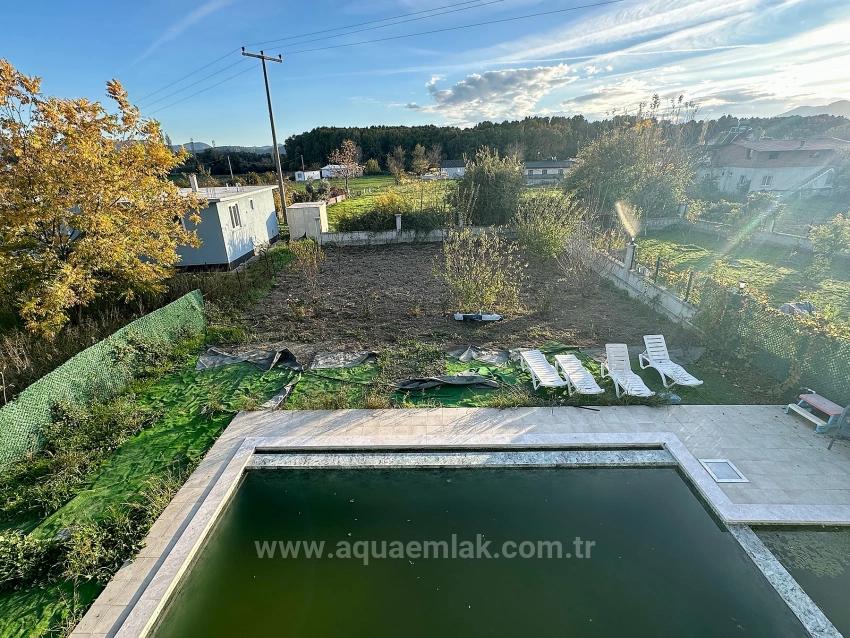 2+1-Zimmer-Ferienwohnung Mit Pool, Zentralheizung Und Großem Balkon In Köycegiz