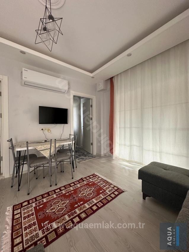 Möblierte 1+1-Wohnung Mit Privatem Garten In Köyceğiz Zu Vermieten