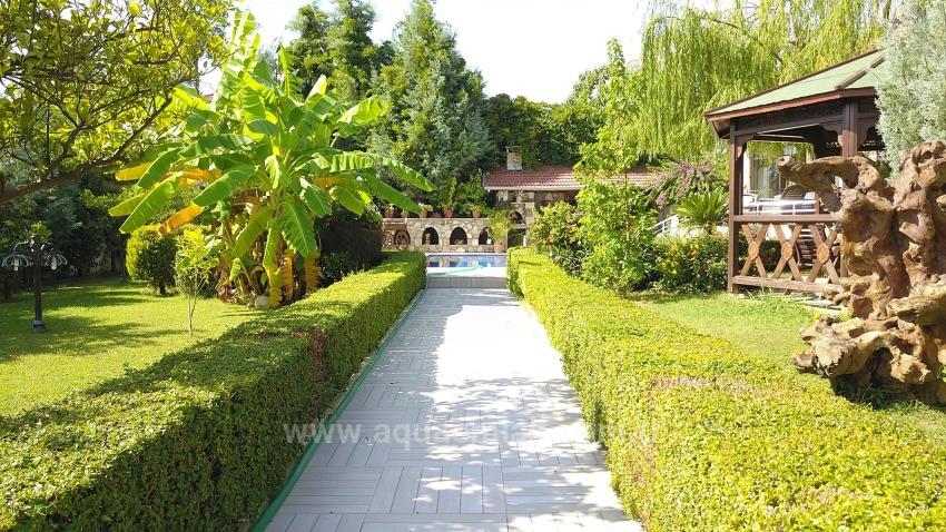 Luxusvilla Mit Pool Auf 1458 M² Grundstück Zum Verkauf In Köyceğiz