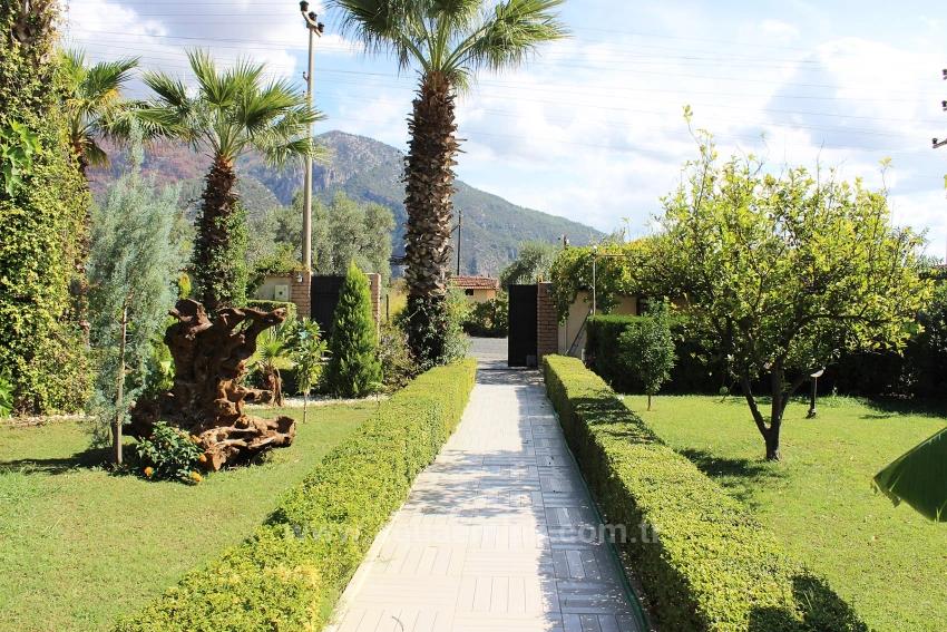Luxusvilla Mit Pool Auf 1458 M² Grundstück Zum Verkauf In Köyceğiz