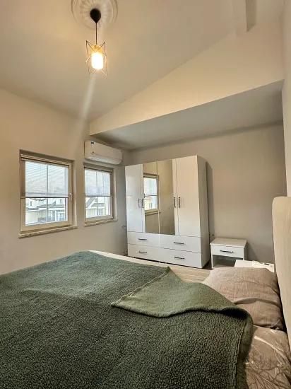 Im Zentrum von Köyceğiz klimatisiert und möbliert Duplex 3+1 Wohnung