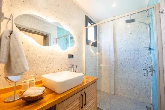 Köyceğiz Beyobası Stadtteil möbliert mit Pool zu vermieten freistehende Villa
