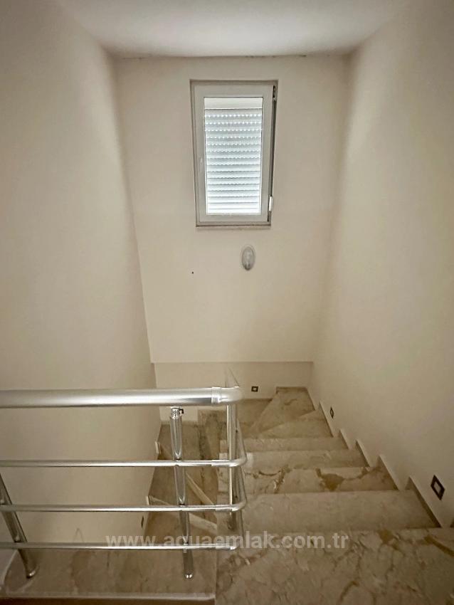 Three Air-Conditioned 3+1 Duplex Apartments For Rent In Köyceğiz Town Center.