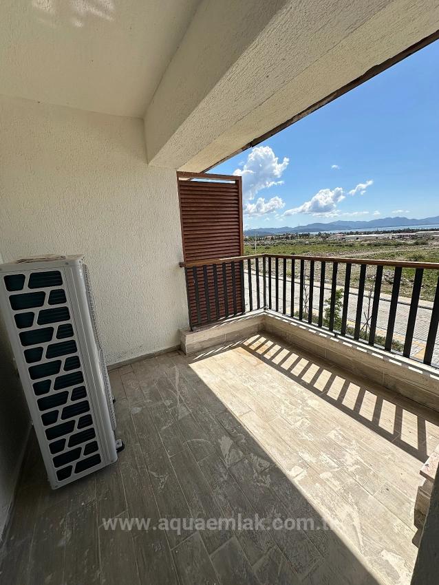 3+1 Apartment For Rent On The 2Nd Floor In A Gated Community In Köyceğiz, All Rooms Are Air-Conditioned.