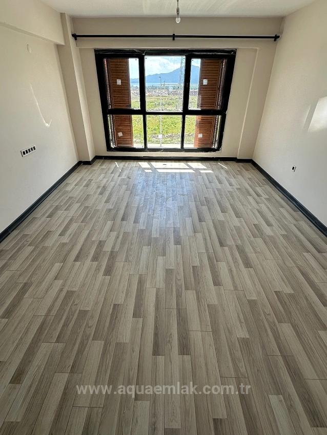 3+1 Apartment For Rent On The 2Nd Floor In A Gated Community In Köyceğiz, All Rooms Are Air-Conditioned.