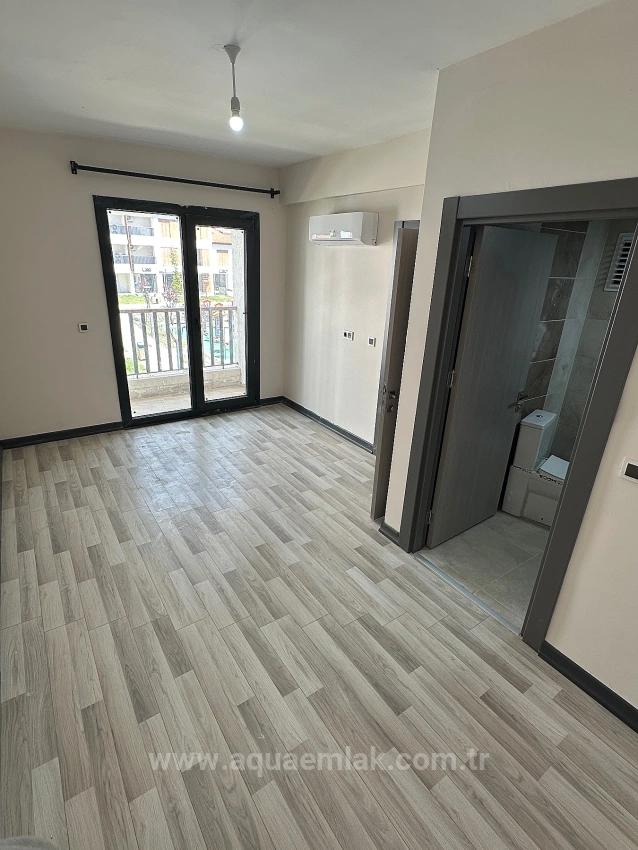 3+1 Apartment For Rent On The 2Nd Floor In A Gated Community In Köyceğiz, All Rooms Are Air-Conditioned.