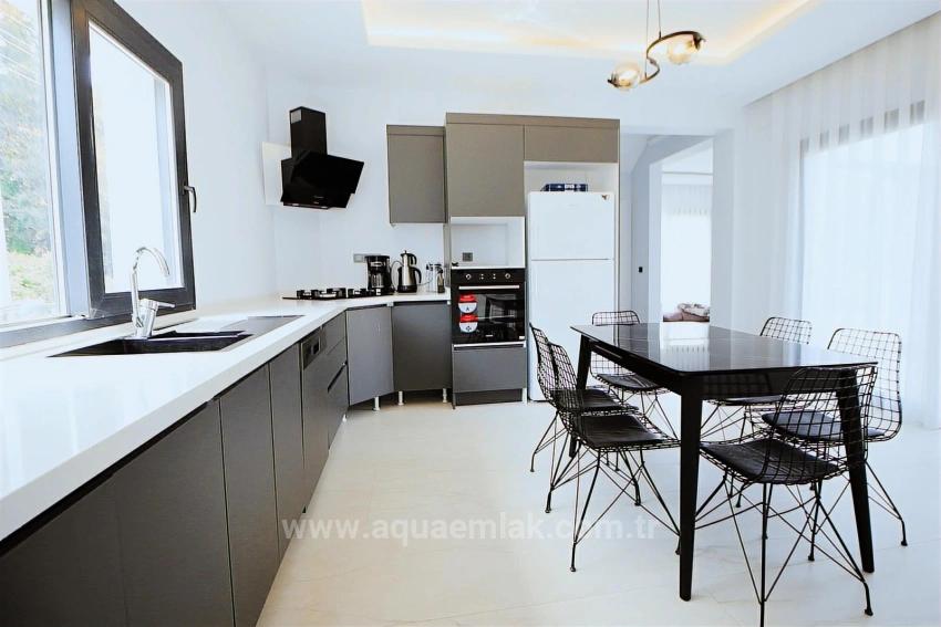 4+1 Fully Detached Villa For Rent In Köyceğiz With Air Conditioning In All Rooms