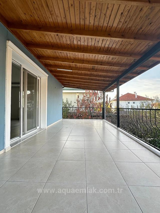 2+1 Rental Apartment With Pool, Central Heating And Large Balcony In Koycegiz