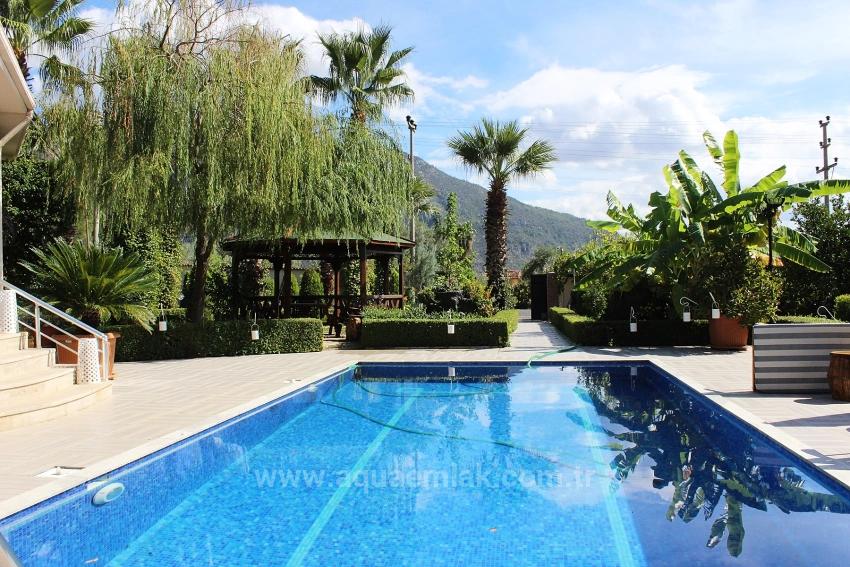 Luxury Villa With Pool On 1458 M² Land For Sale In Köyceğiz