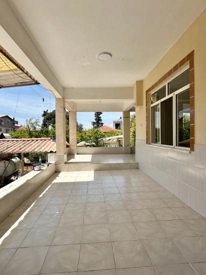 2+1 Apartment For Rent With Garden In Köyceğiz