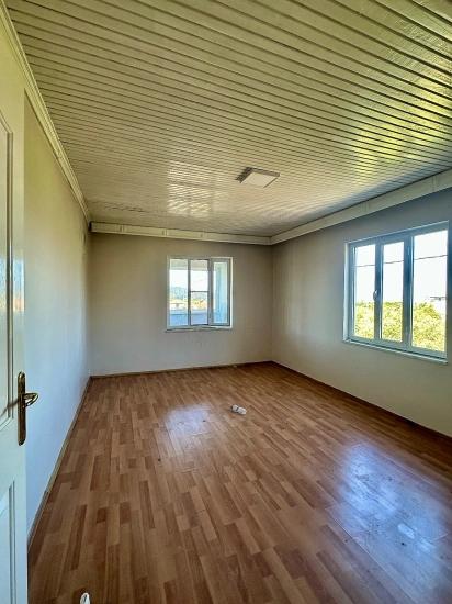 3+1 Apartment For Rent In Zeytinalanı Neighborhood, Köyceğiz.