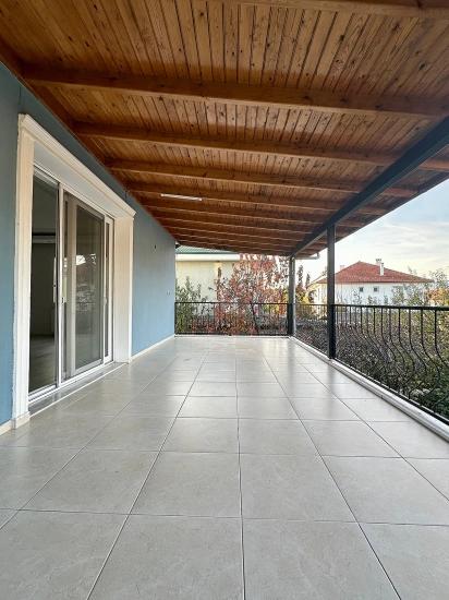 2+1 Rental Apartment With Pool, Central Heating And Large Balcony In Koycegiz