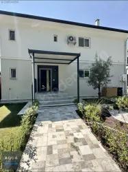 4+1 Bedroom Villa For Rent in Yangı Nbh. Köyceğiz - 180 m²