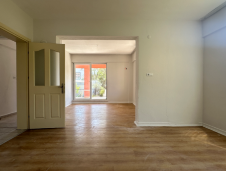 2 1 Apartment For Rent On The Garden Floor In Gülpınar District