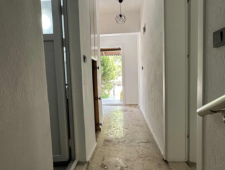 5 Rooms 1 Living Room Large House For Rent In The Center Of Köyceğiz