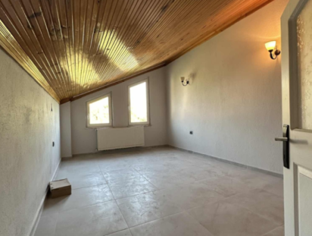 5 Rooms 1 Living Room Large House For Rent In The Center Of Köyceğiz