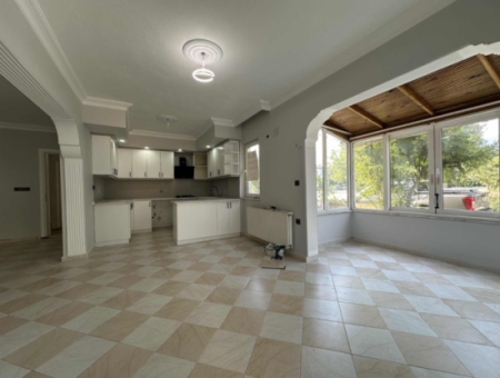 5 Rooms 1 Living Room Large House For Rent In The Center Of Köyceğiz