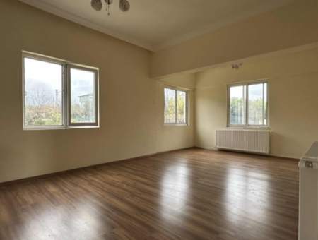 4 1 Garden Apartment For Rent In Köyceğiz Toparlar Neighborhood
