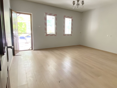 2 1 Apartment With Garden For Rent In Köyceğiz