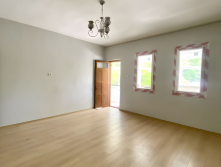 2 1 Apartment With Garden For Rent In Köyceğiz