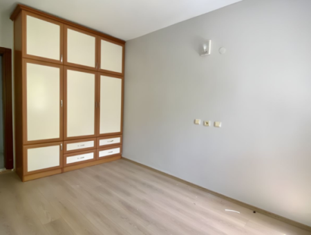 2 1 Apartment With Garden For Rent In Köyceğiz