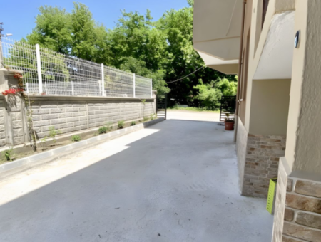 2 1 Apartment With Garden For Rent In Köyceğiz
