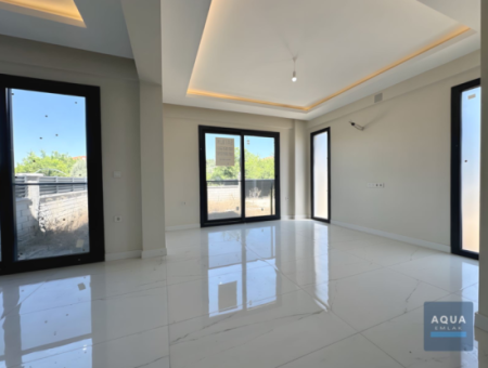 Köyceğiz Beyobasi Mah. Newly Built 2 1 House With Private Garden
