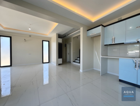 Köyceğiz Beyobasi Mah. Newly Built 2 1 House With Private Garden