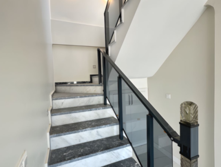 Köyceğiz Beyobasi Mah. Newly Built 2 1 House With Private Garden