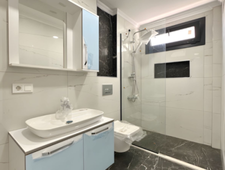 Köyceğiz Beyobasi Mah. Newly Built 2 1 House With Private Garden