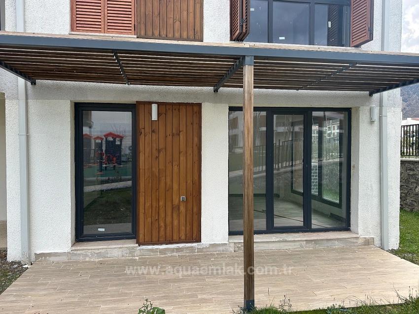 В Аренду Квартира 3+1 в Toparlar Köyceğiz - 130 m²