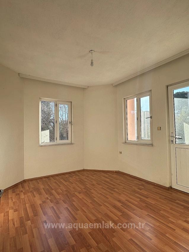 Квартира 3+1 На Первом Этаже В Аренду В Енимахалле, Кёйджегиз