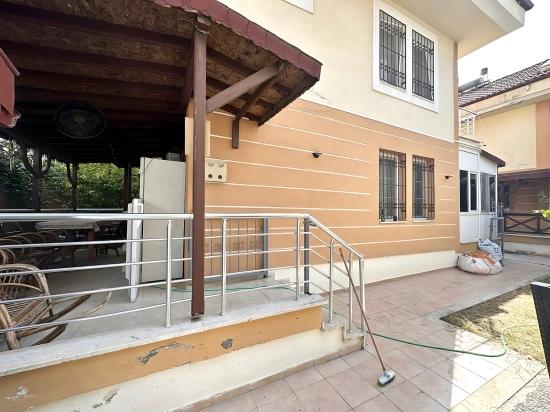 Вилла С Бассейном На Участке В Районе Фетхие Акарджа