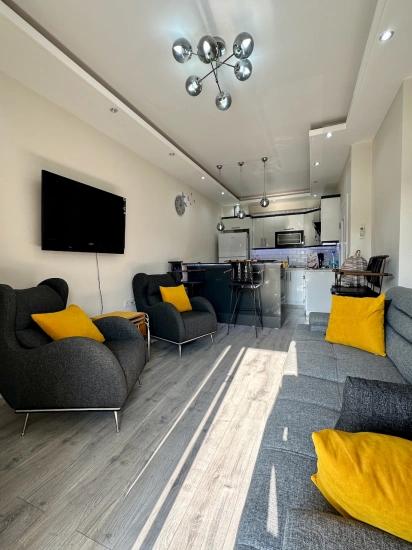 Продается Квартира 3+1 С Большой Террасой В Центре Кёйджегиза