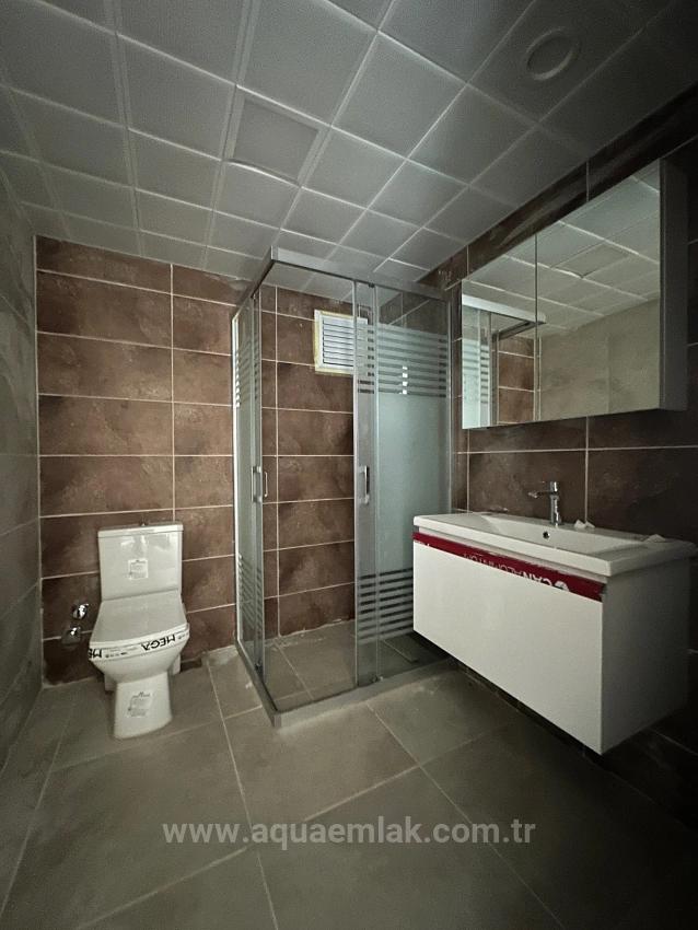 Köyceğiz De Site İcinde Bahçe Kat Tum Odalari Klimali 3+1 Kiralik Daire