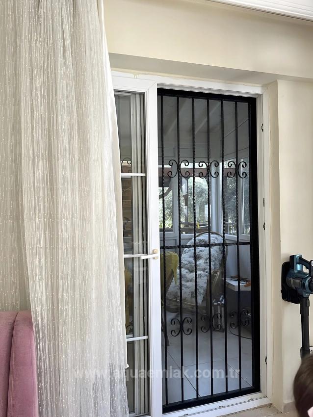 Fethiye Akarca Mahallesinde Site İçinde Havuzlu Villa