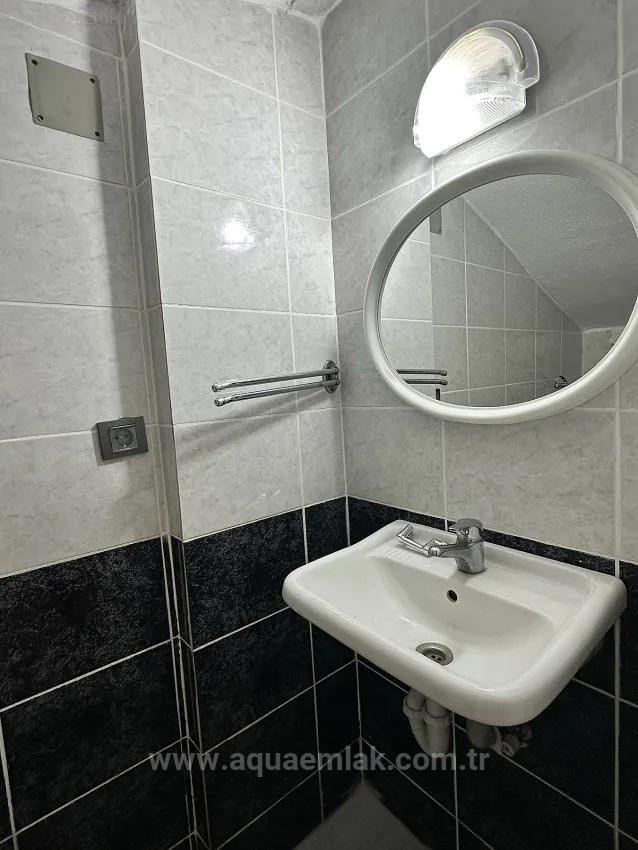 Köyceğiz Merkezde Ve Site İçerisinde 5 Oda 1 Salon Kiralık Ev