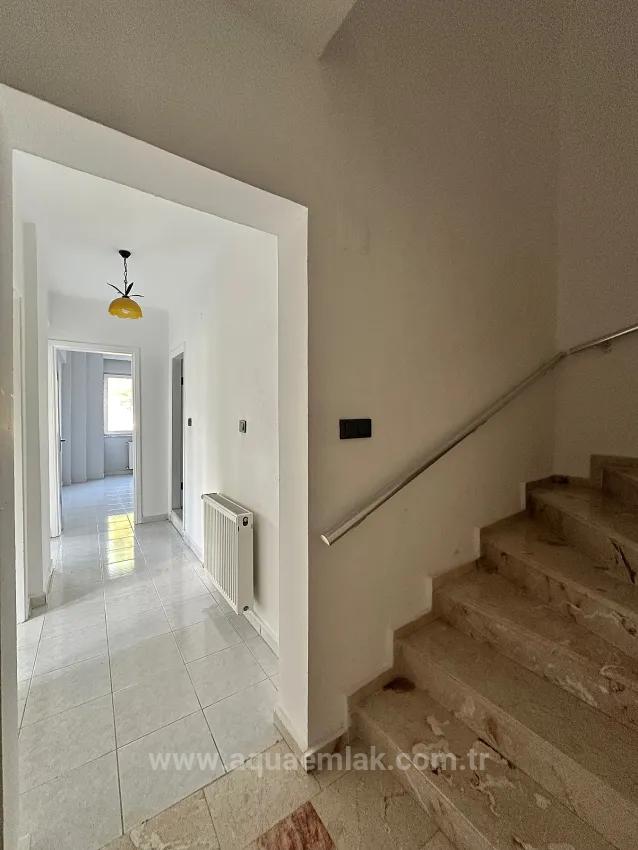Köyceğiz Merkezde Ve Site İçerisinde 5 Oda 1 Salon Kiralık Ev