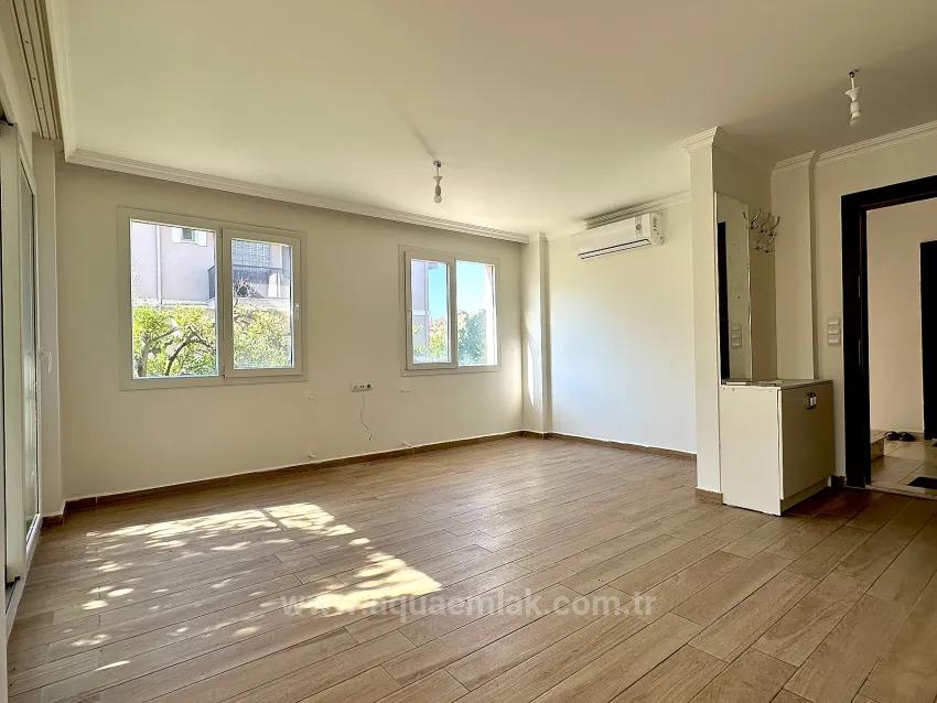 Köyceğiz Merkezi Konumda Kapalı Balkonlu Ve Klimalı 1+1 Daire
