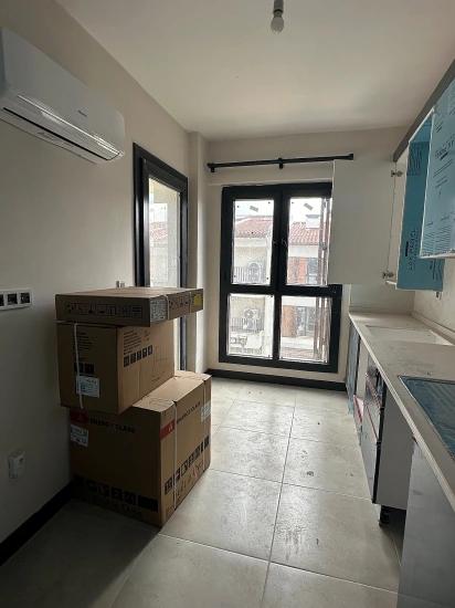 Köyceğiz De Site İcinde 2. Kat Tum Odalari Klimali 2+1 Kiralik Daire