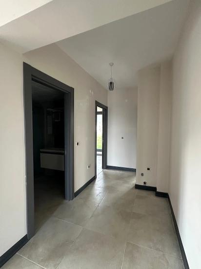 Köyceğiz De Site İcinde Bahçe Kat Tum Odalari Klimali 2+1 Kiralik Daire