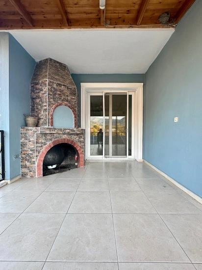 Koycegiz De Havuzlu, Kaloriferli Ve Genis Balkonlu 2+1 Kiralik Daire