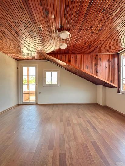 Köyceğiz Gelişim Mahallesinde Marketlere Yürüyüş Mesafesinde Geniş 2+1 Kiralık Daire
