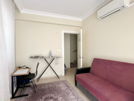 Fethiye Akarca Mahallesinde Site İçinde Havuzlu Villa